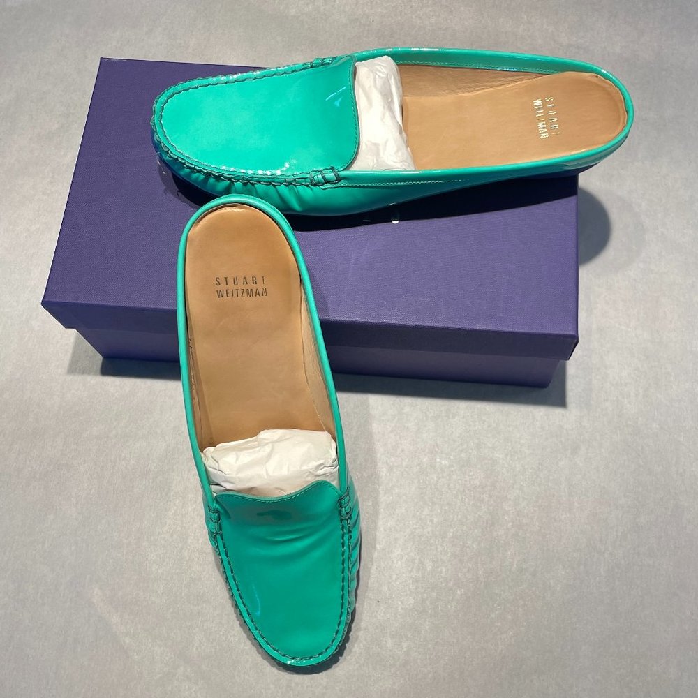 NWT Stuart Weitzmen  Mint Aniline Patent Leather  Mule/Moccasin size 9.5N